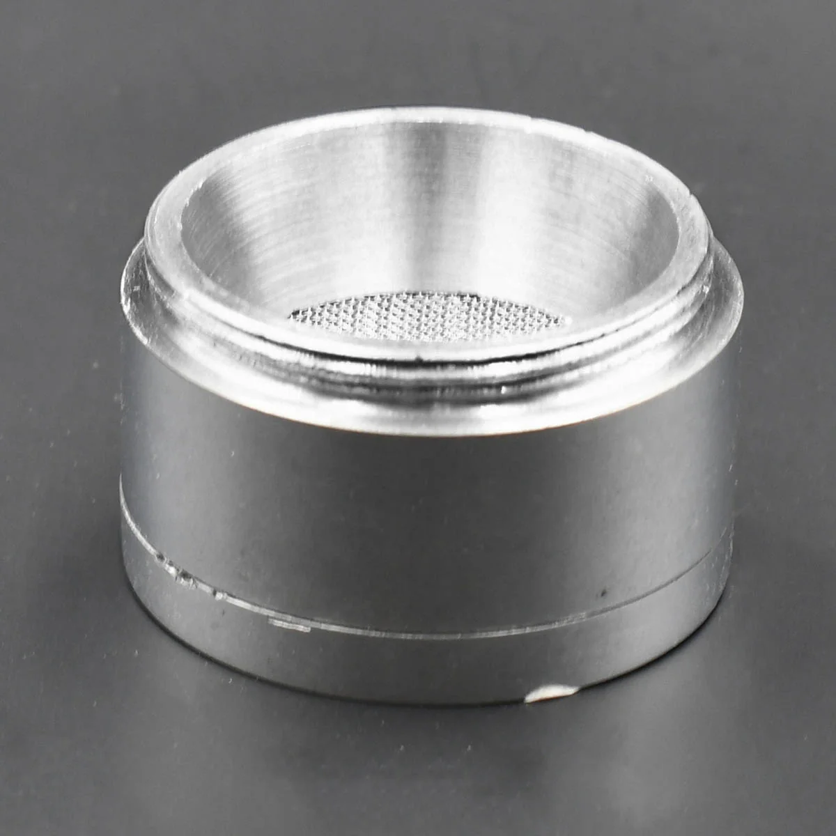 4-Piece Small Metal Grinders - Image 7