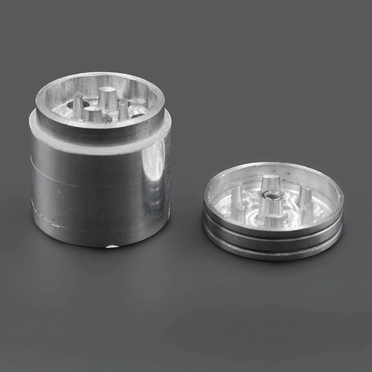 4-Piece Small Metal Grinders - Image 9