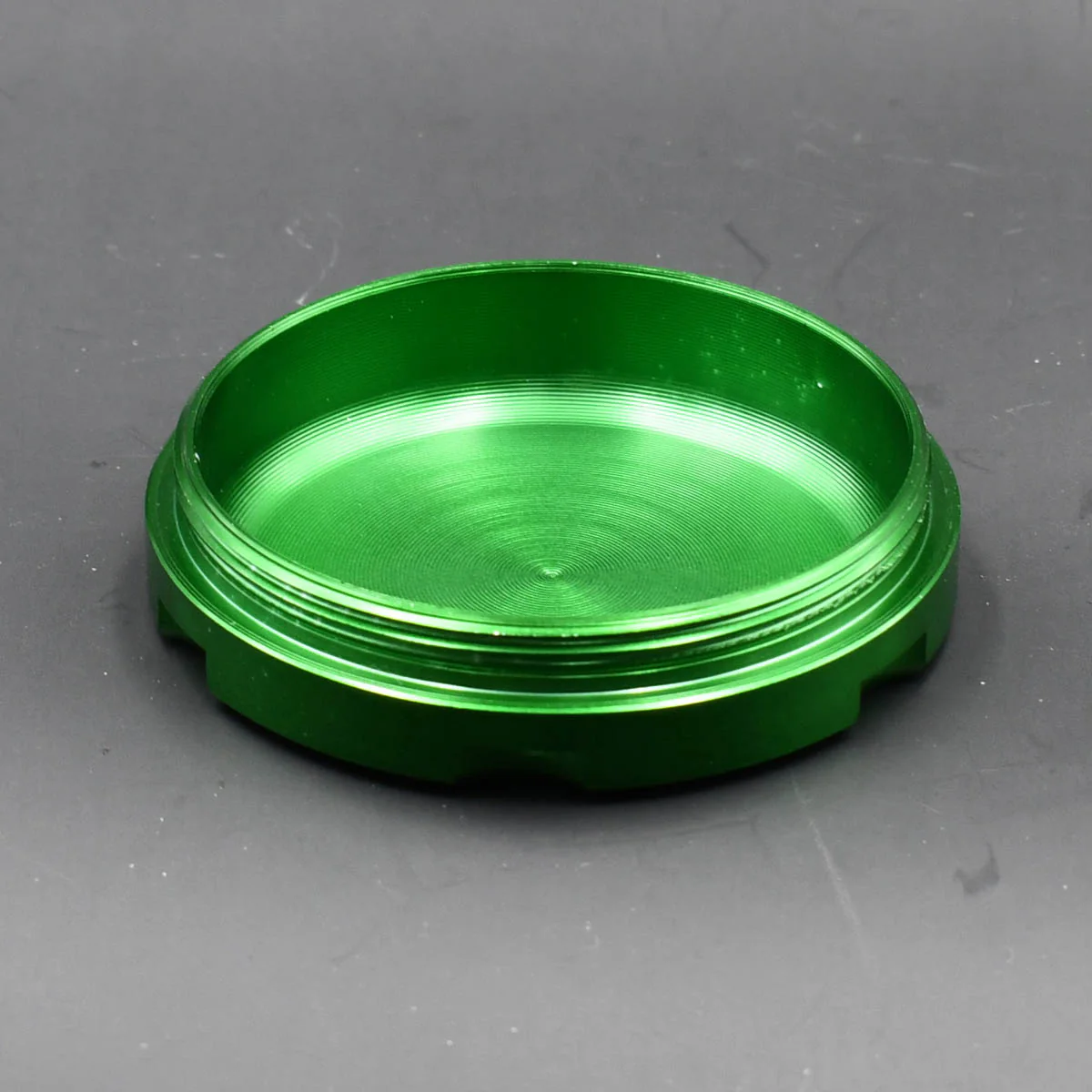 4-Piece Metal Grinders with Scraper - Image 6