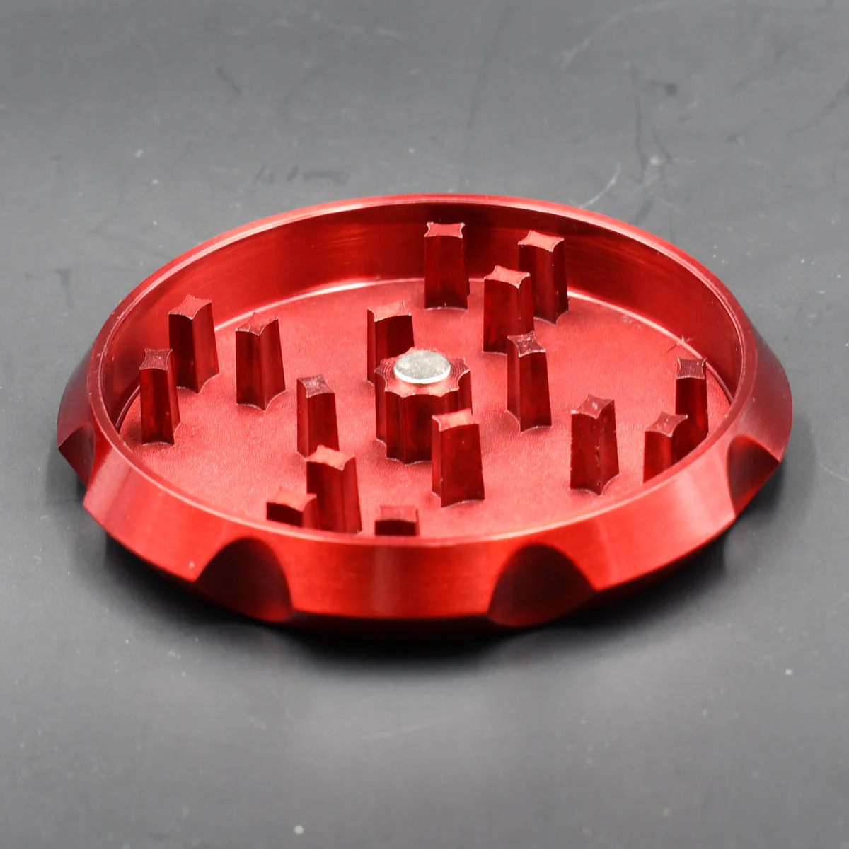 Sharpstone 4-Piece Aluminum Metal Grinders with Scraper - Image 4